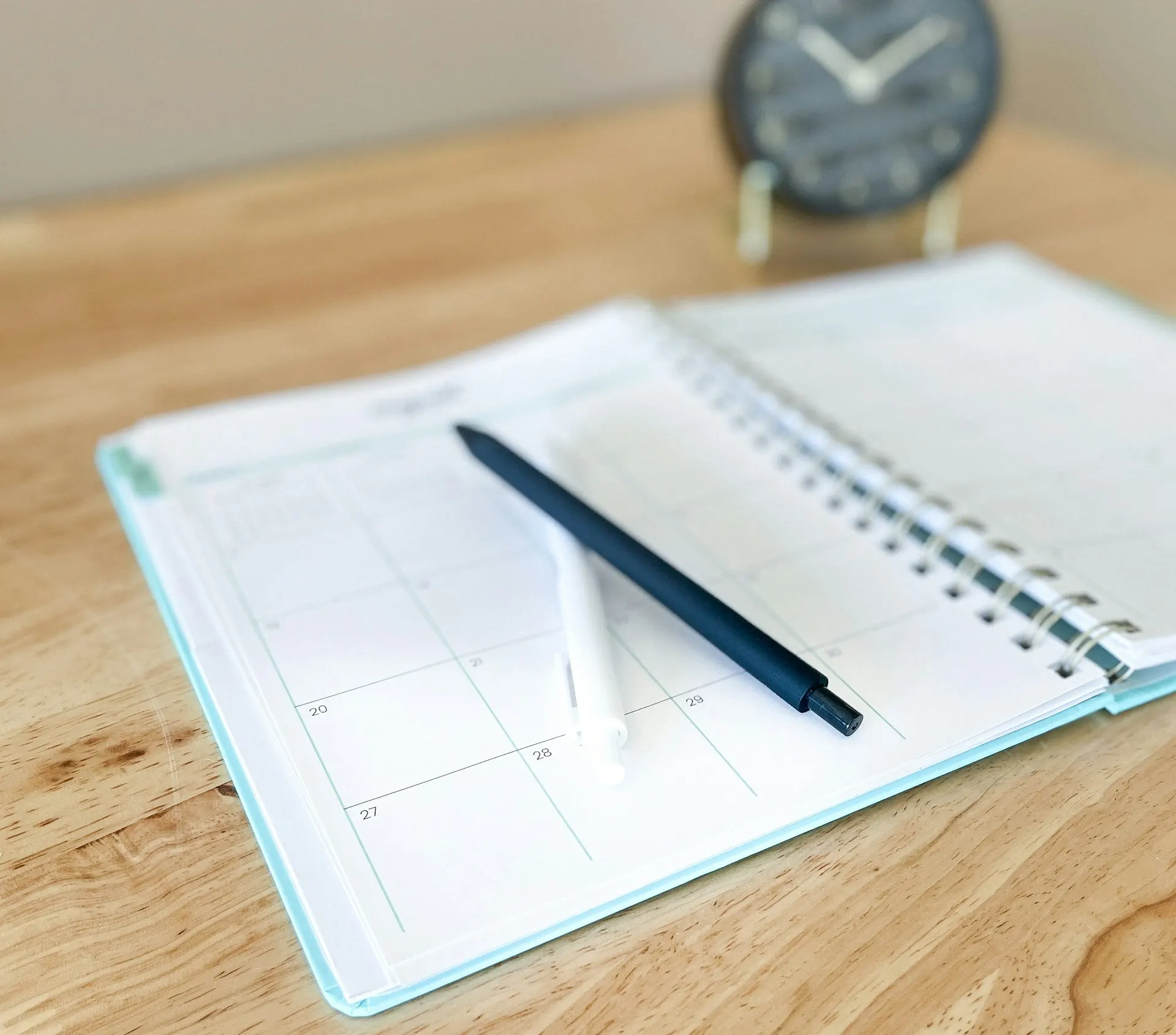 Online booking or a contact form: which belongs on a therapy site?
